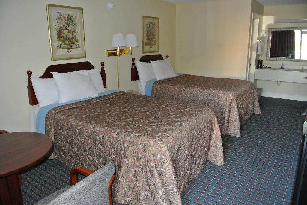 Rodeway Inn Norcross Eksteriør billede